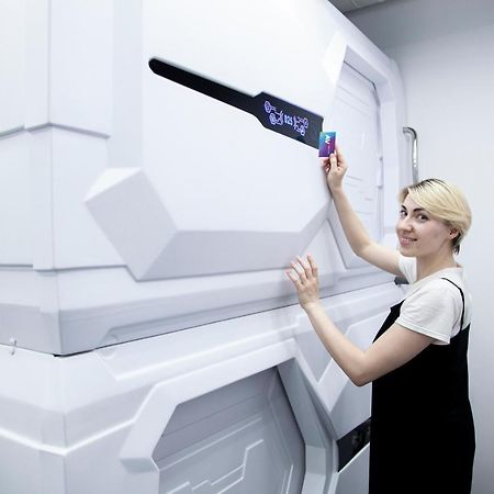Av-1 Capsule Hotel Киев Экстерьер фото